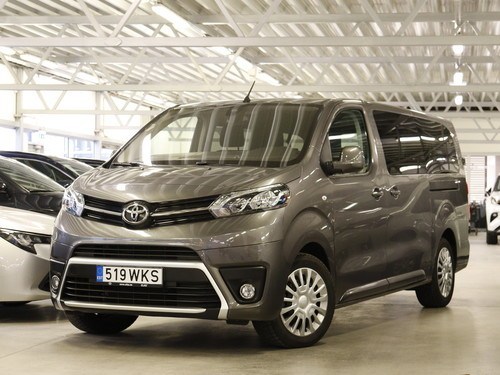 Toyota Proace Long Shuttle 2.0 130 kW